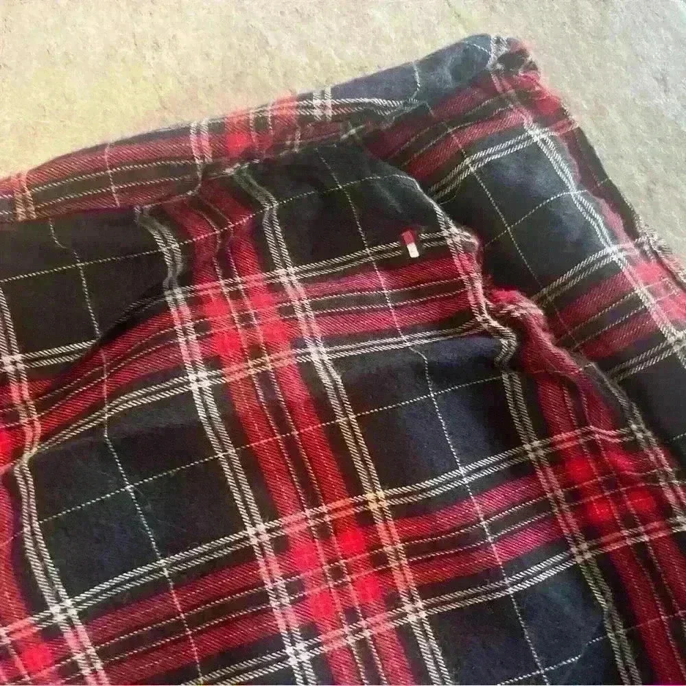 Women’s size small Tommy Hilfiger quarter button down plaid shirt